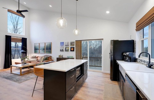 Buffalo House | The Shiloh House - a peaceful retreat