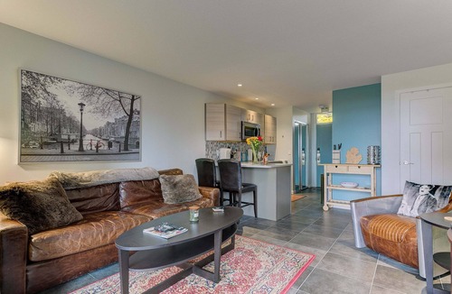 Acme Condo | The Shores Lake View Condo Unit 5658