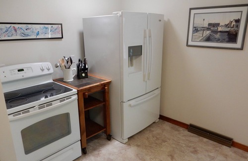 Fish Creek House | The Stone House/New Listing! Nov. 1 - May 31st, rent 3 Get one FREE! WI-FI
