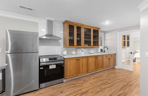 Roswell House | This unit is unavailable -New and Stylish Large Modern Luxury Terrace in Roswell