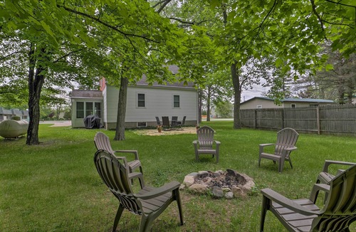 Kewadin Cottage | 'Torch Bay Hideaway' Cottage: Near Torch Lake