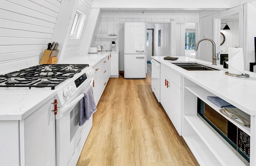 Harbor Springs Cabin | Tranquil 3-bedroom cabin in Harbor Springs