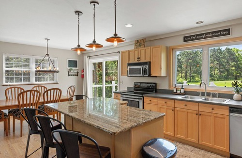 Rome House | Tranquil Retreat on Lake Arrowhead Golf Course