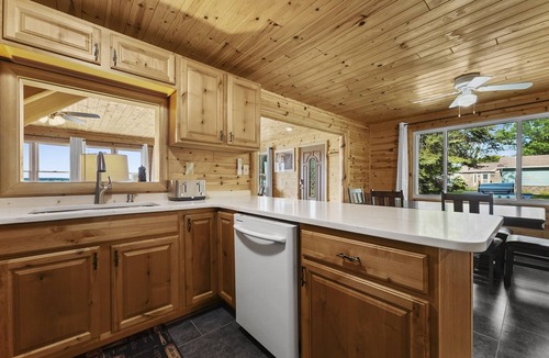 Houghton Lake Ski Chalet | True Houghton Lakefront | Sandy Beach & Dock!