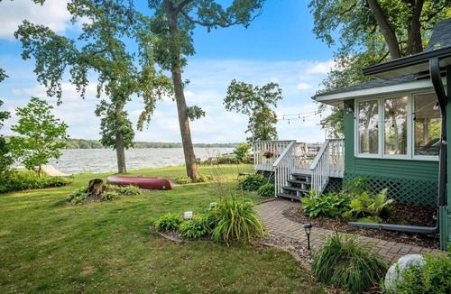 Big Lake Cabin | Tucked-Away Lakefront Cabin with Wood-Fired Sauna