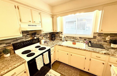 Cedar Rapids Apartment | Twice As Nice 2-bedroom Apartment in Cedar Rapids