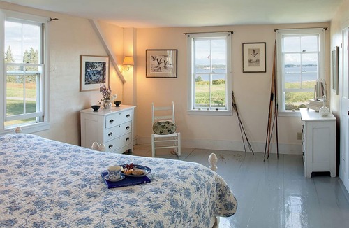 North Haven House | Unimaginably Beautiful Frank Benson’s 18 Acre Oceanfront Farmhouse Tennis Estate