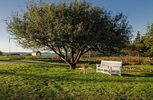 North Haven House | Unimaginably Beautiful Frank Benson’s 18 Acre Oceanfront Farmhouse Tennis Estate