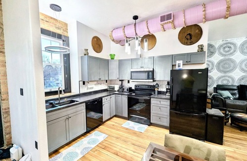 Lawrence Apartment | Unique upstairs Escape in Lawrence with space, comfort, wine, golf, and dining.