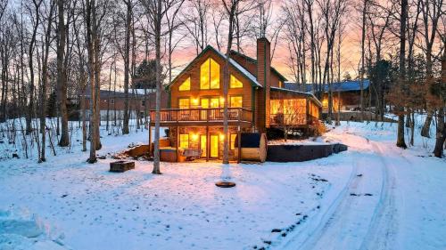 McHenry Ski Chalet | Updated in 2026 Barrel Sauna Hot Tub GameRoom