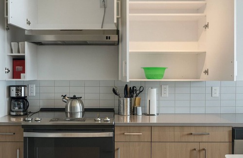 Birmingham Apartment | Upscale 2BR Apt | Rooftop Deck + Fitness U14