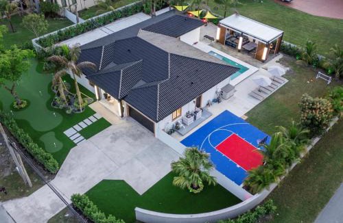 Golden Glades House | Villa ART Pool Golf Volleyball