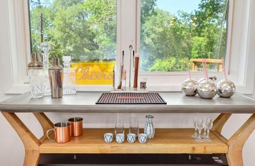 Yacht Harbor House | Wake Point