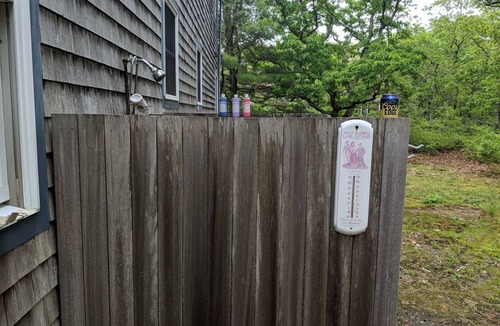 West Tisbury House | WEST TISBURY QUIET CLOSE TO TOWN AND BEACH