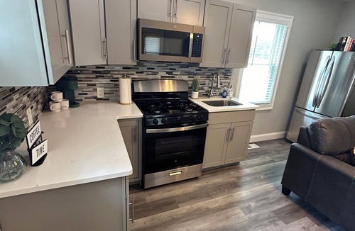 Egg Harbor City Cottage | Whispering Pines Cottage