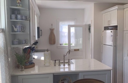 Camden House | Winter Rental Only - Charming Sears & Roebuck Bungalow Cottage