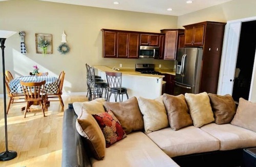Stevens Point House | Wisconie Monthly Getaway