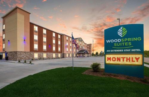 Davenport Hotel | WoodSpring Suites Davenport Quad Cities