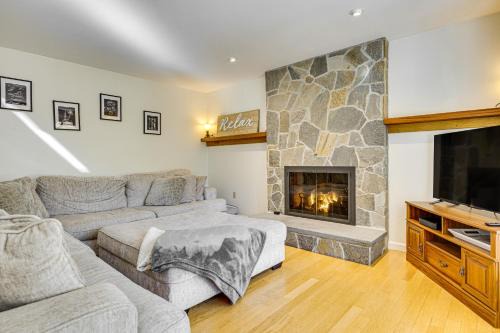 2 Mi to Winnipesaukee Shores: Gunstock Retreat