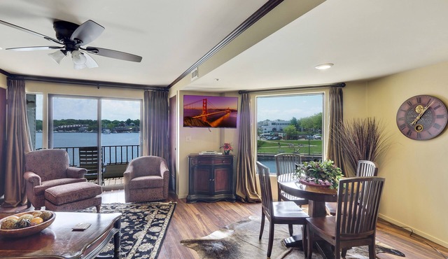 234 Edgewater | Lake Charlevoix | Downtown Charlevoix | Pool, Hot Tub, Sauna
