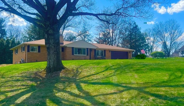 Beautiful park-like setting 2 BR sleeps 8