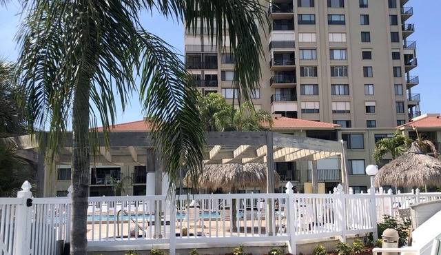 Beautiful resort style condo in a perfect location! Minutes to the best beaches!