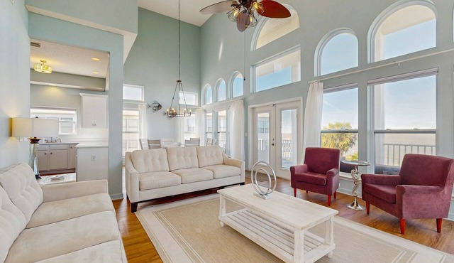 Beautiful Water Front Home in Historic Fairhope