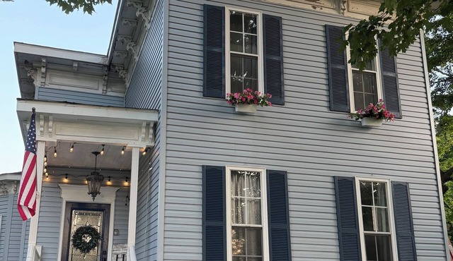 Charming 1870 Farmhouse Near Beach & Fishing