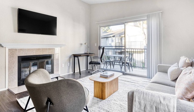 Classic San Jose 1BR w/ Pool & Gym, easy highway access, by Blueground