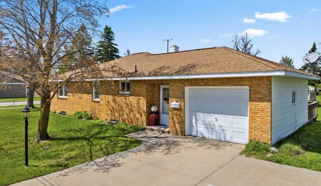 Cute, cozy brick ranch only blocks from downtown Gaylord.