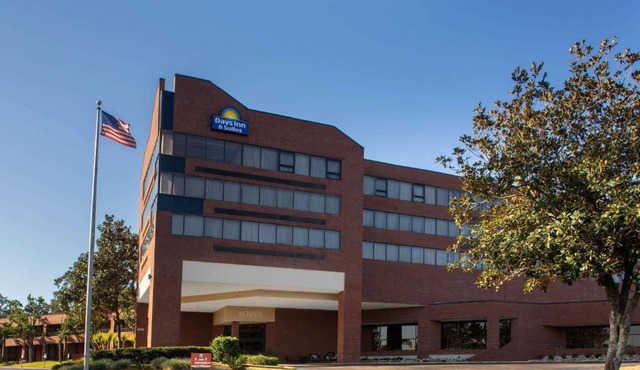 Days Inn & Suites by Wyndham Tallahassee Conf Center I-10