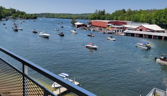 Discover lake life living at its finest in our 2 bedroom on Lake Winnipesaukee!