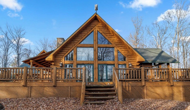 Dog Friendly Cabin - sleeps 12