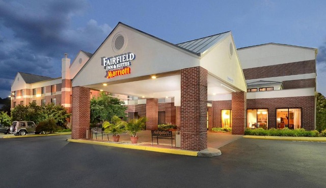 Fairfield by Marriott Inn & Suites Charlottesville North