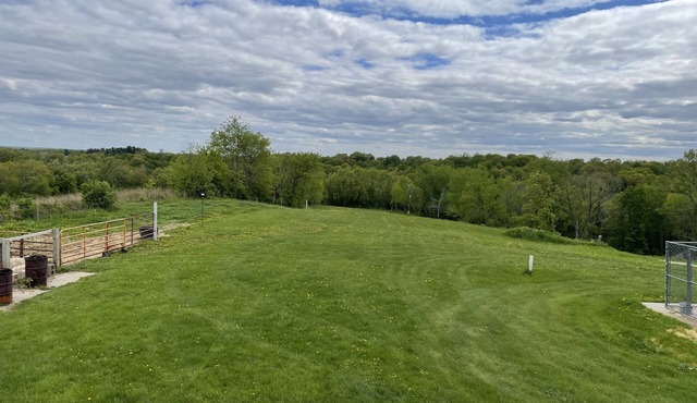 Farmhouse, w/goats,sheep,cows,and amazing views!