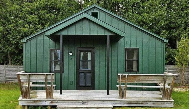 Hessel Bay Cabin 2: Lake Huron waterfront resort cabin sleeps 2.
