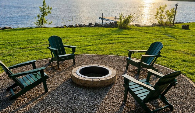 Lake Cabin on the Green at Beaver Dam Country Club