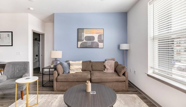 Landing | Chic 2BD, Gym, Clubhouse