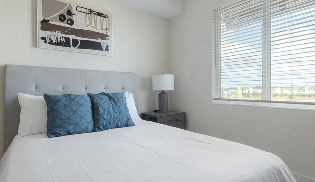 Landing | Modern 2BD, Yoga Studio, Pool