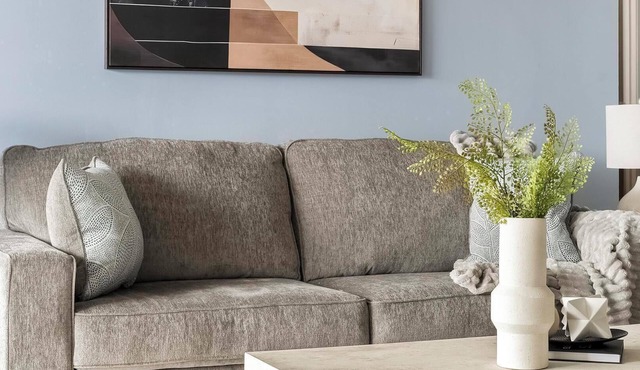 Landing | Stylish 2BD, Gym, Yoga Studio