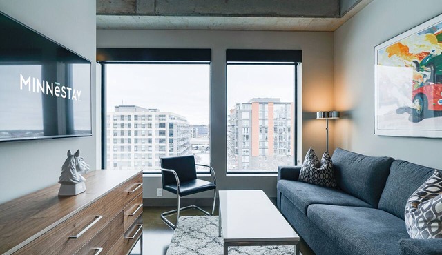 MINNeSTAY* Sable 602 | North Loop | Target Center