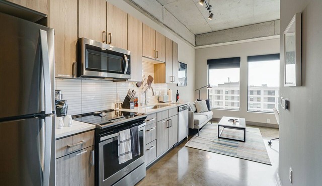 MINNeSTAY* Sable 806 | North Loop | Target Center