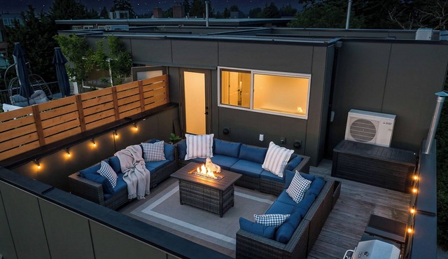 Near Stadiums~Beacon Hill~Rooftop~Amazing Views