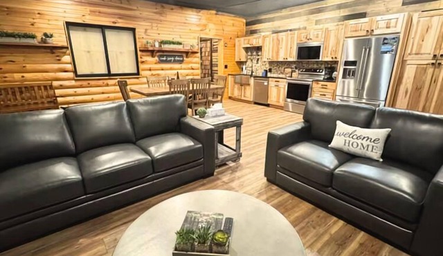 NEW! Little Ranch Therapy - Hot Tub, Fireplace