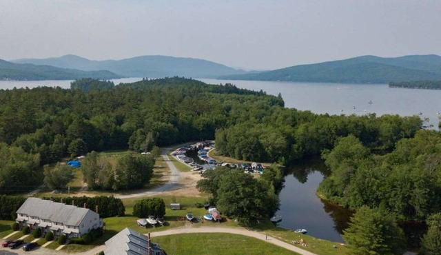 Newfound Lake Condo/Townhouse with boating access, NH White Mountains
