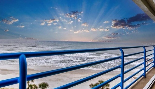 Newly Renovated Oceanfront Condo — No-Drive Beach Pool & Hot Tub —New Smyrna