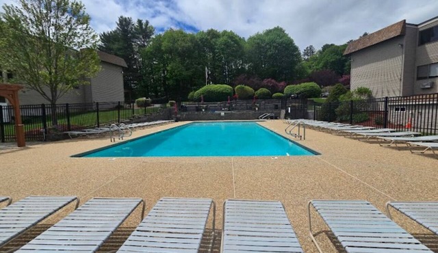 Newly Renovated June 2026 2BR/2BA Laconia Condo with AC & WiFi