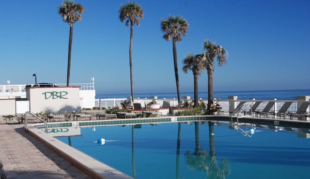 Oceanview | Private Balcony | Pool | Hot Tub |Beach