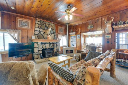 Private Dock & Views! Family Home on Paradise Lake