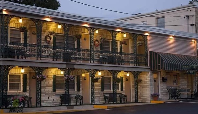 Simmons Motel